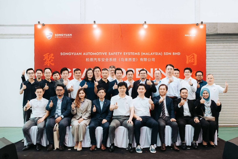 1748738904305412HNEV.jpg SY380.jpg